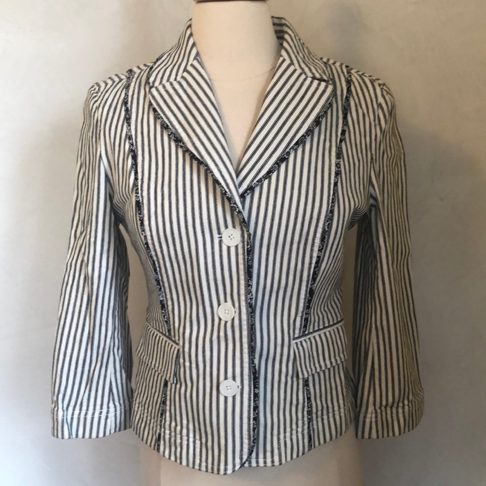 Anne Taylor loft white & black Stripes fitted blazer w/floral print trim Size 8